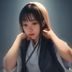 林向晴，内容总编，穿浅色衬衫的专业女性编辑，背景为现代办公室